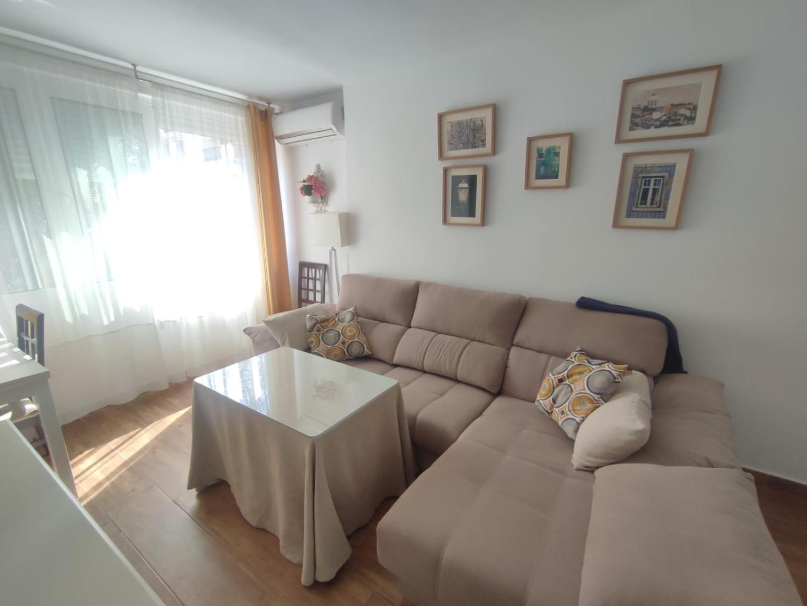 Piso Reformado 3 Habitaciones セビリア エクステリア 写真