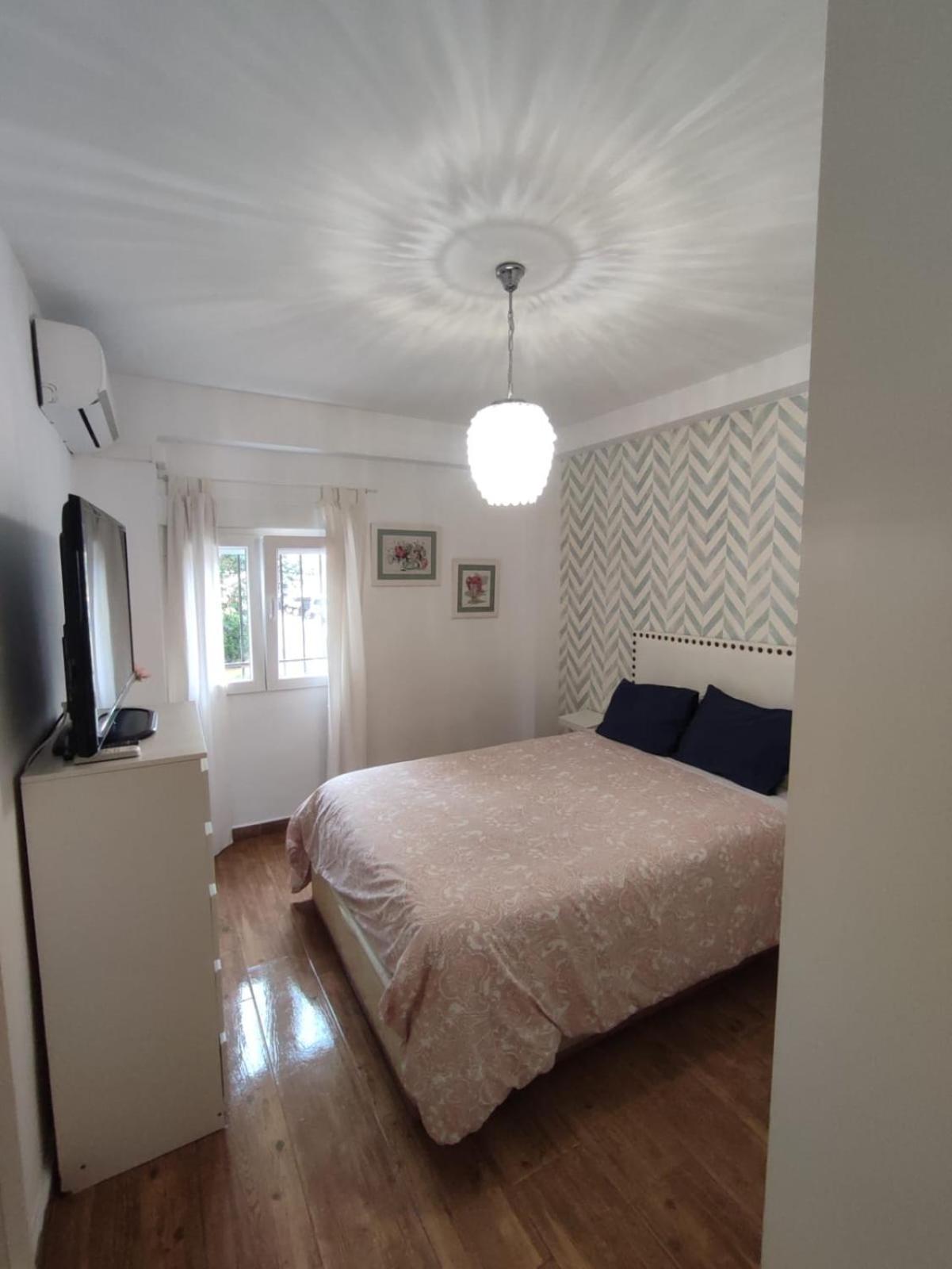 Piso Reformado 3 Habitaciones セビリア エクステリア 写真