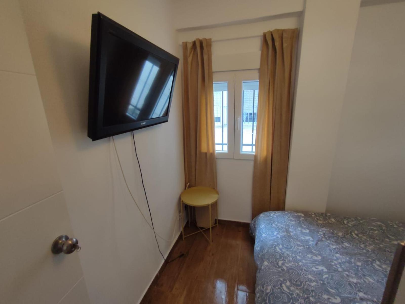 Piso Reformado 3 Habitaciones セビリア エクステリア 写真