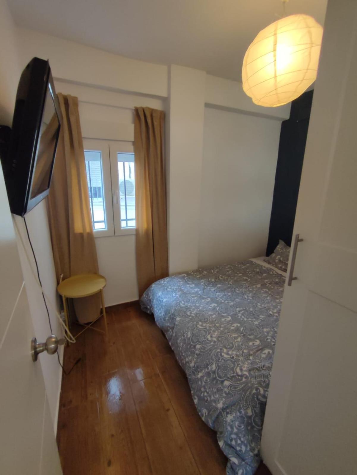 Piso Reformado 3 Habitaciones セビリア エクステリア 写真
