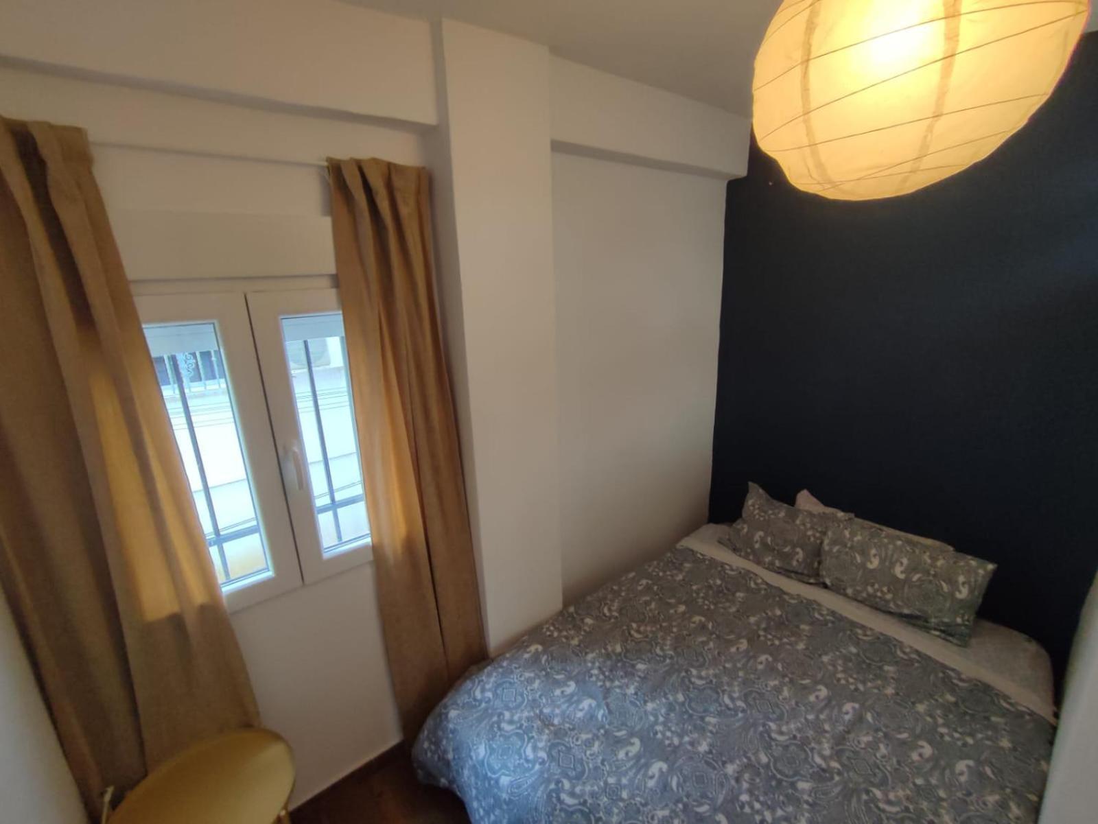 Piso Reformado 3 Habitaciones セビリア エクステリア 写真