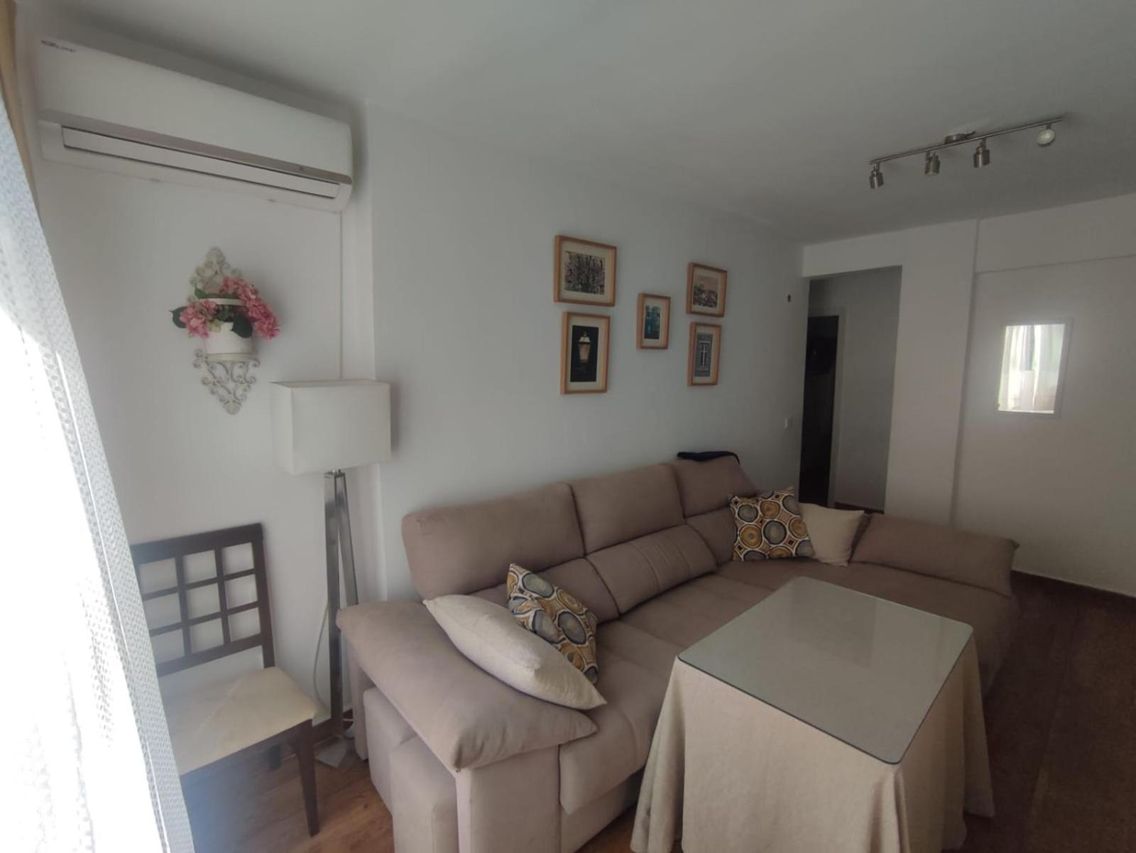 Piso Reformado 3 Habitaciones セビリア エクステリア 写真