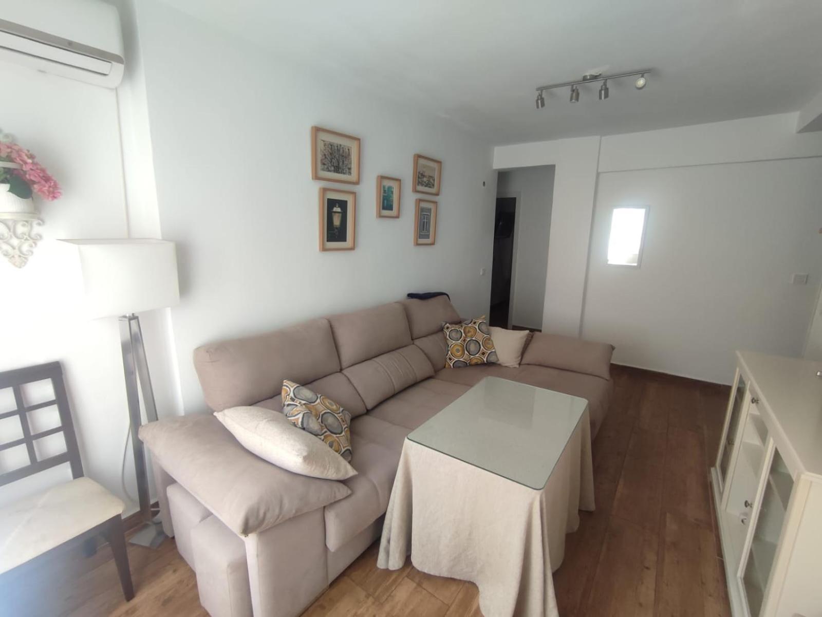 Piso Reformado 3 Habitaciones セビリア エクステリア 写真