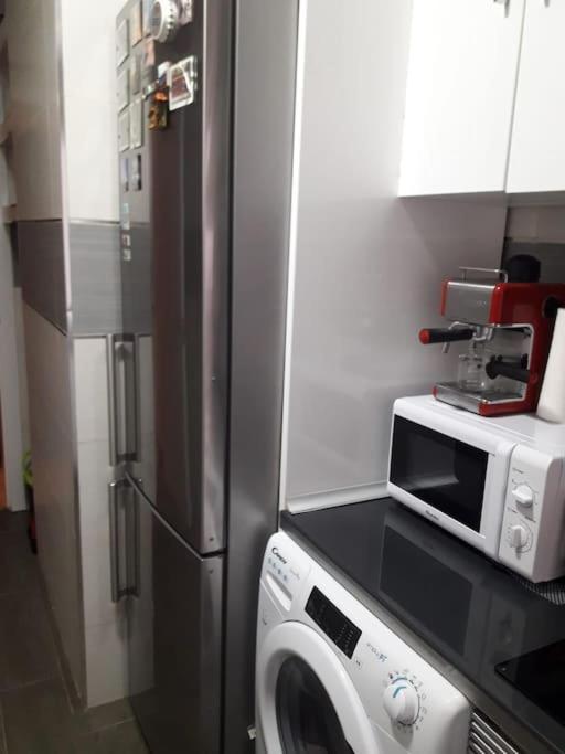 Piso Reformado 3 Habitaciones セビリア エクステリア 写真
